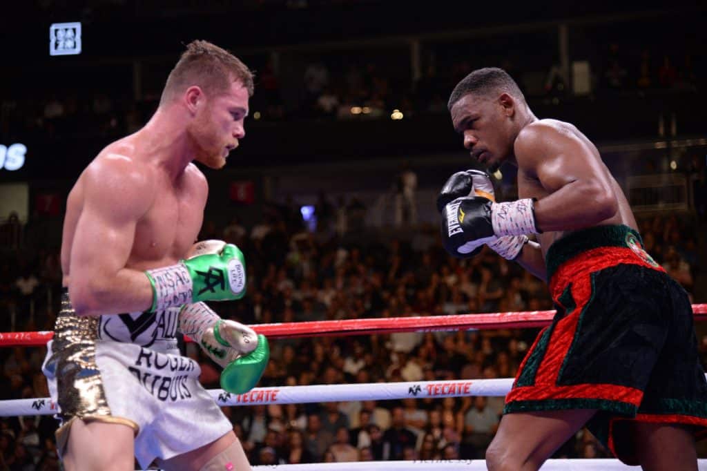 Highlights: Canelo Alvarez Outlasts Daniel Jacobs - Boxing Daily