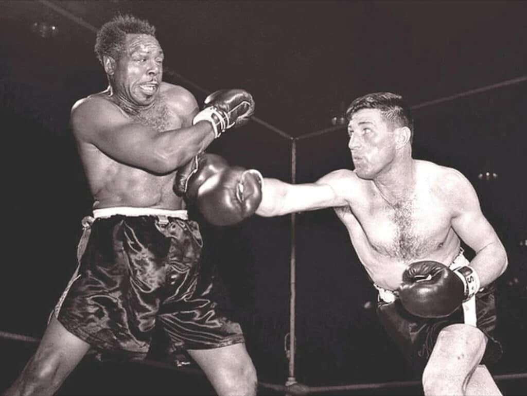 Archie Moore vs. Yvon Durelle